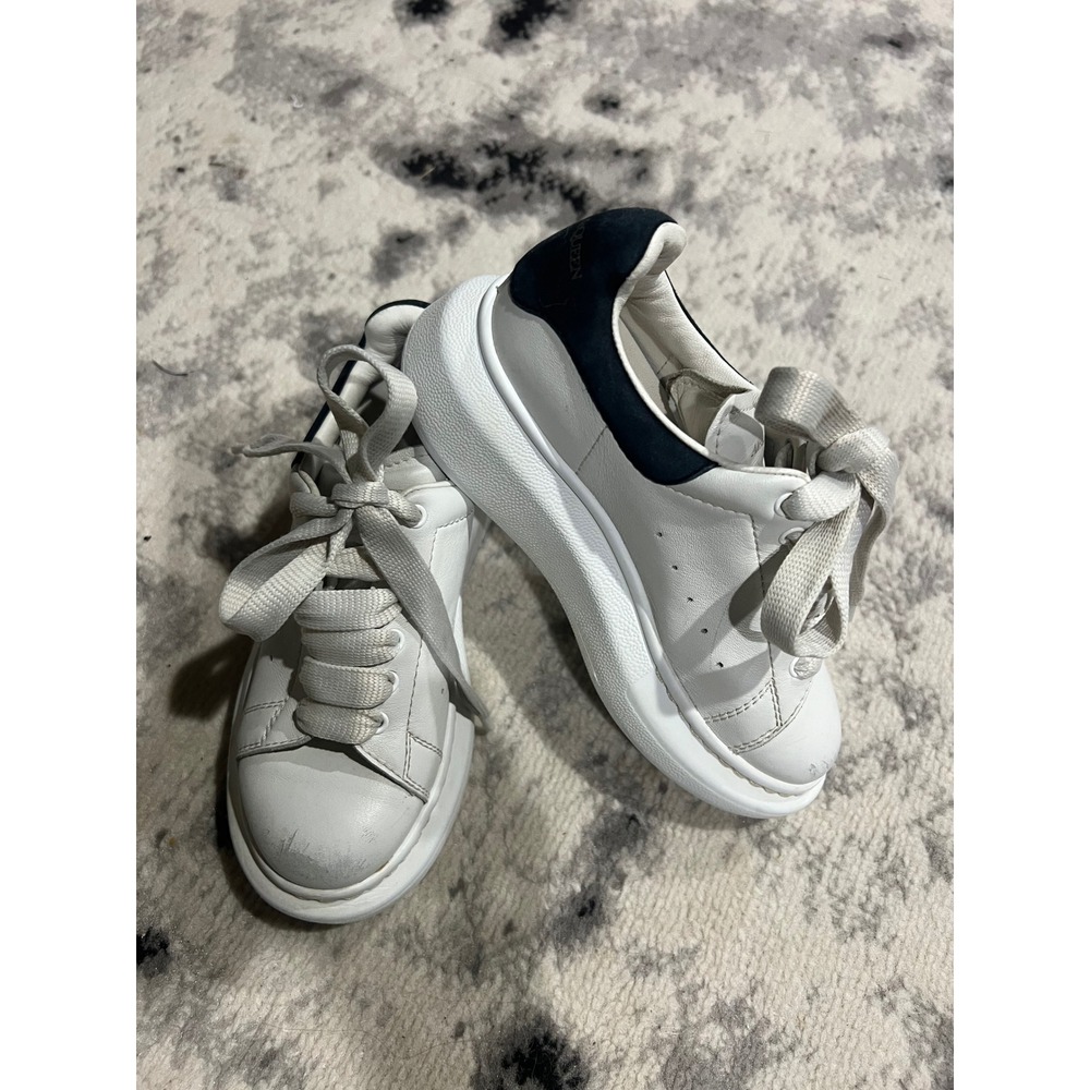 Alexander McQueen Kids Oversized Sneakers White Black Suede EU 29 587691